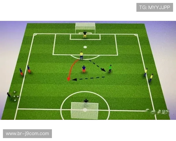 小足球踢法技巧解析与训练方法全攻略助你快速提升球技